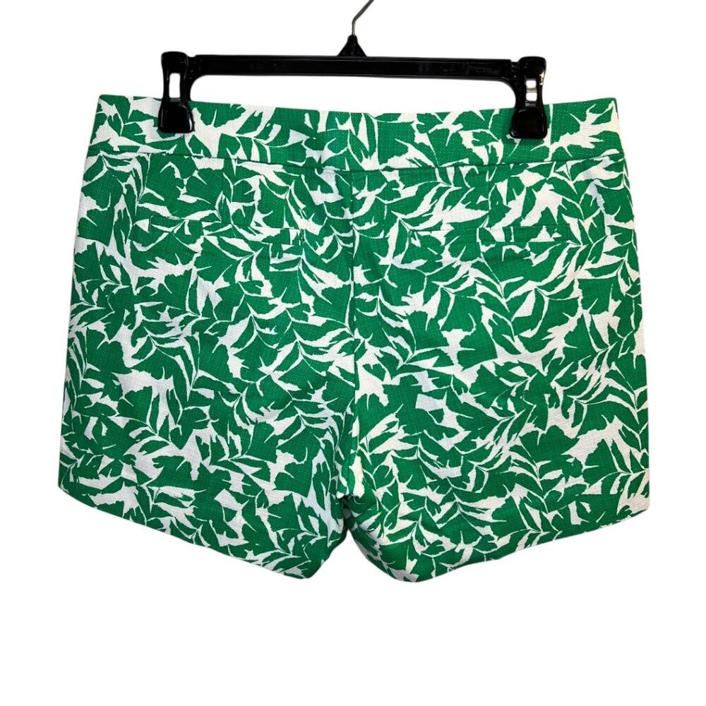 J. Crew Women's Green White Leaf Floral Pattern Short Size 6 Tropical Hawaiian - Picture 11 of 16